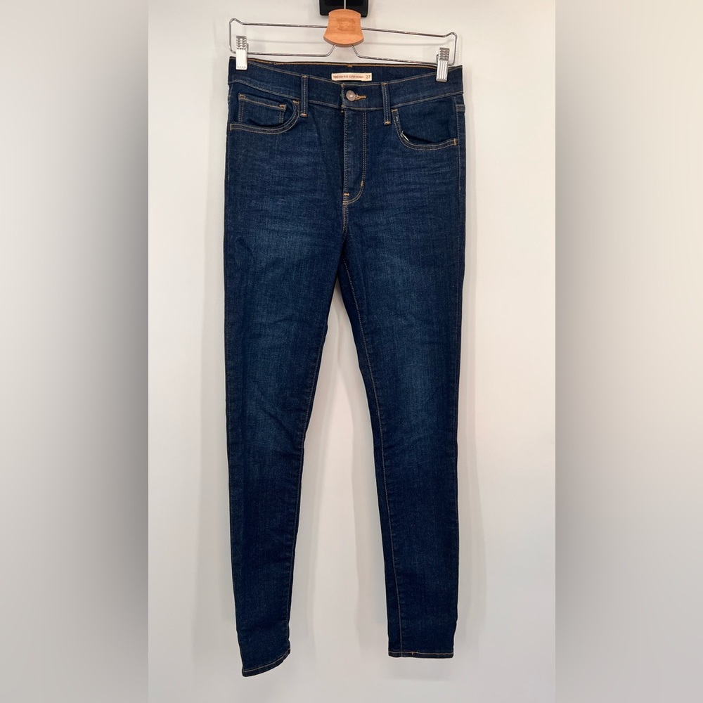 Levi’s 720 jeans